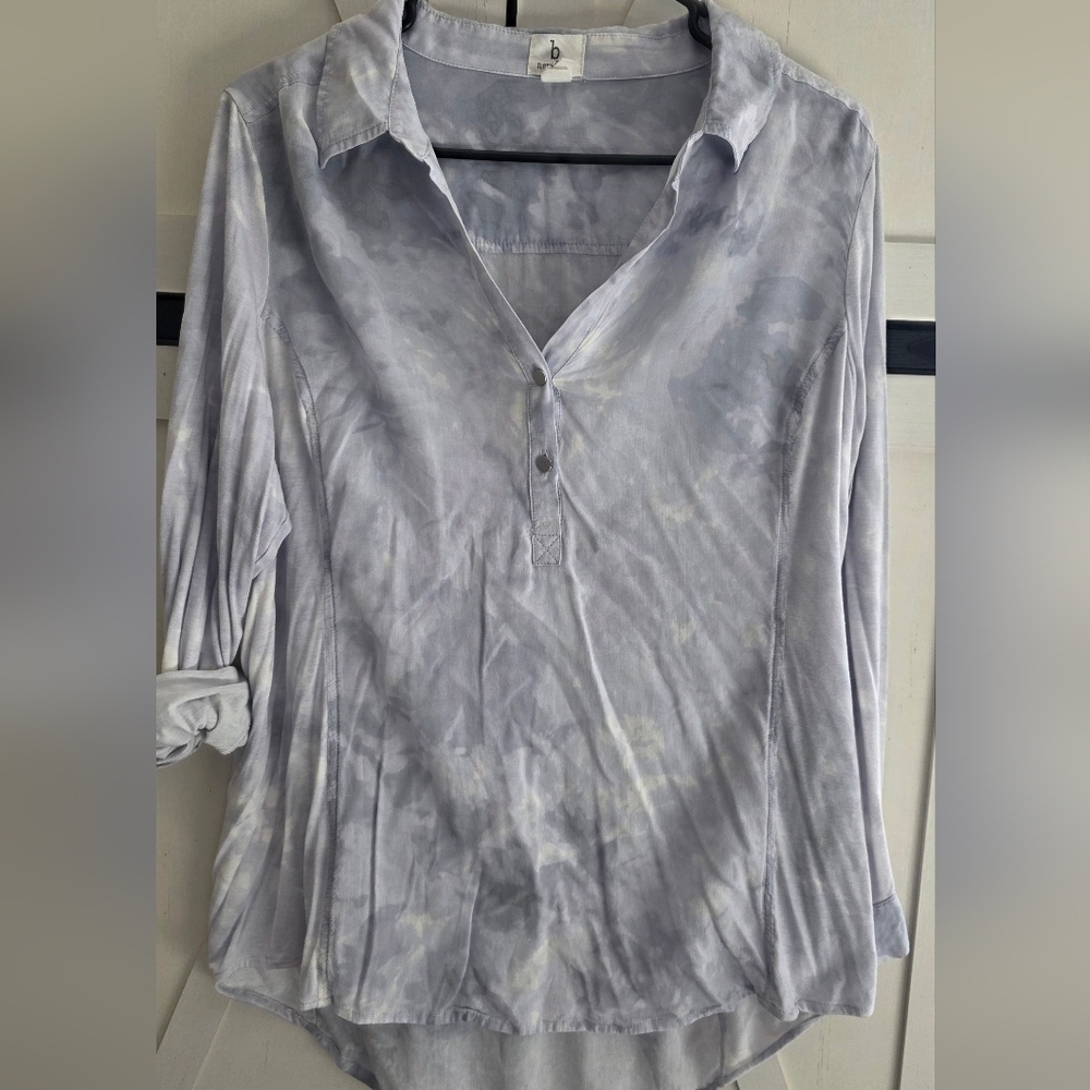 b new york Soft Blue Button-Down Shirt